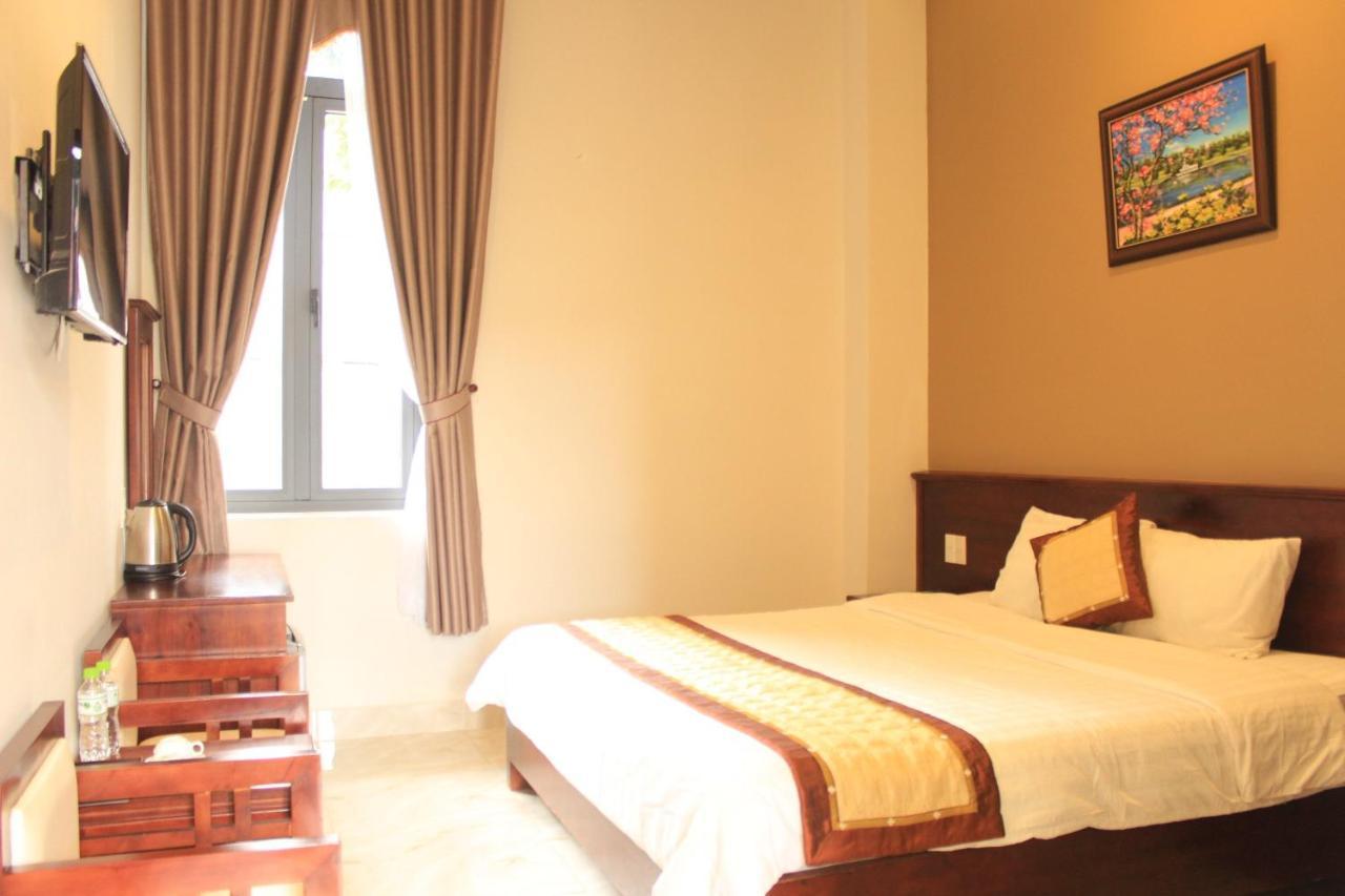 Bonjour Da Lat Hotel Екстериор снимка